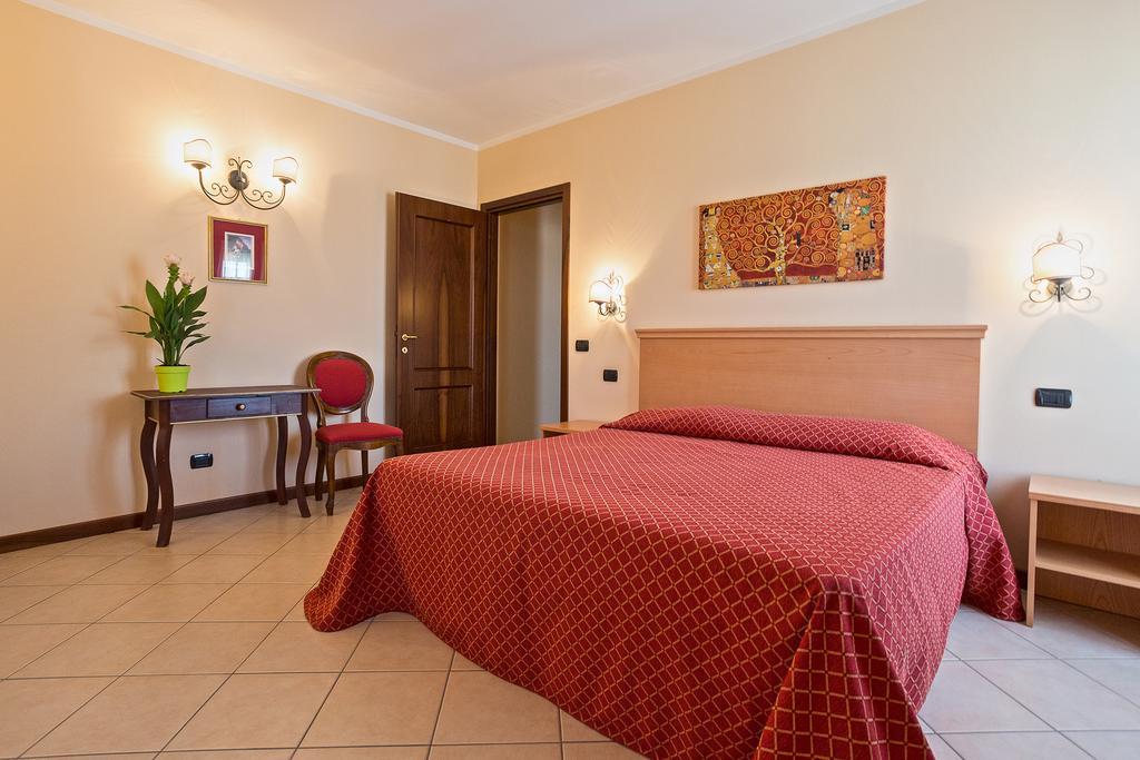 Residence Villa Mainard Верона Экстерьер фото